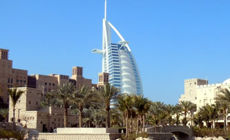 不會阿語，能去迪拜留學(xué)嗎?