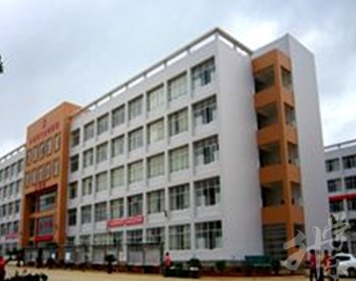 云南工藝美術(shù)學(xué)校